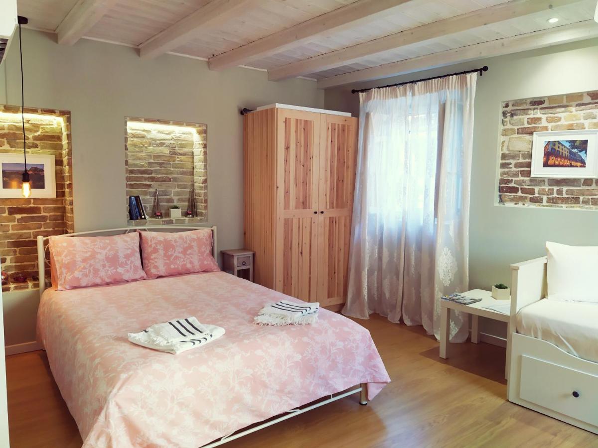 Suitedreams,Next To St.Spiridon Church Corfu  Екстериор снимка